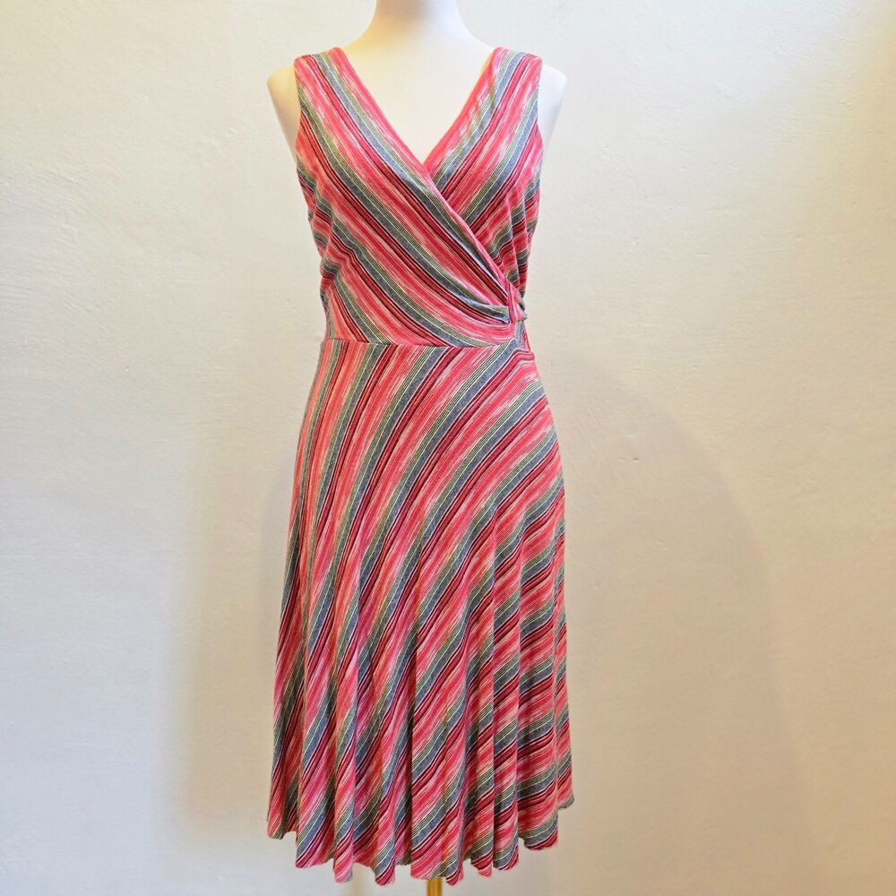 Bundle of 6 Women's Clothes M/MP - Bundle price $34